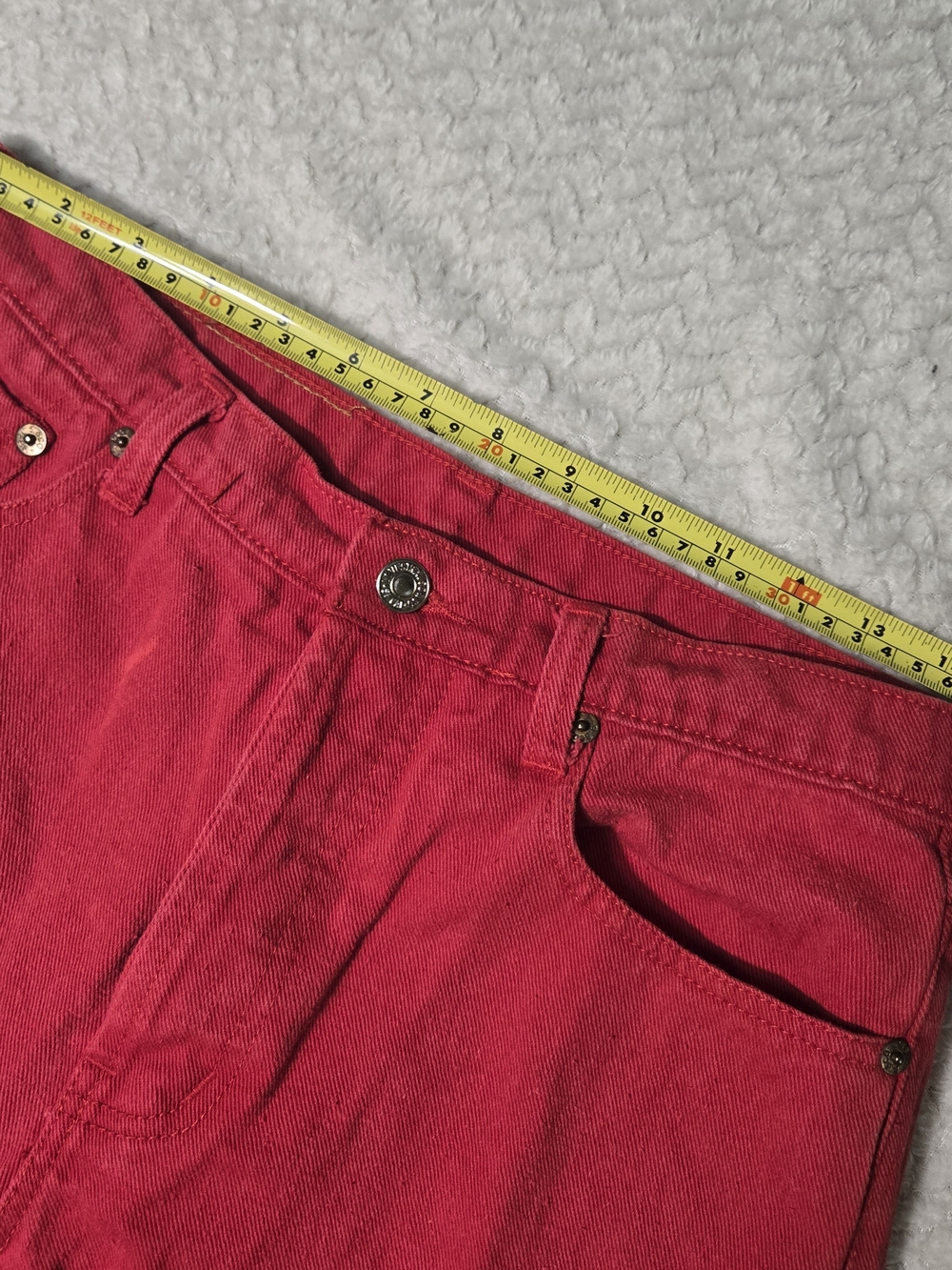 Levi's Men's Red Straight Jeans - Picture 11 of 13